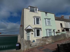 3 bedroom Detached t...